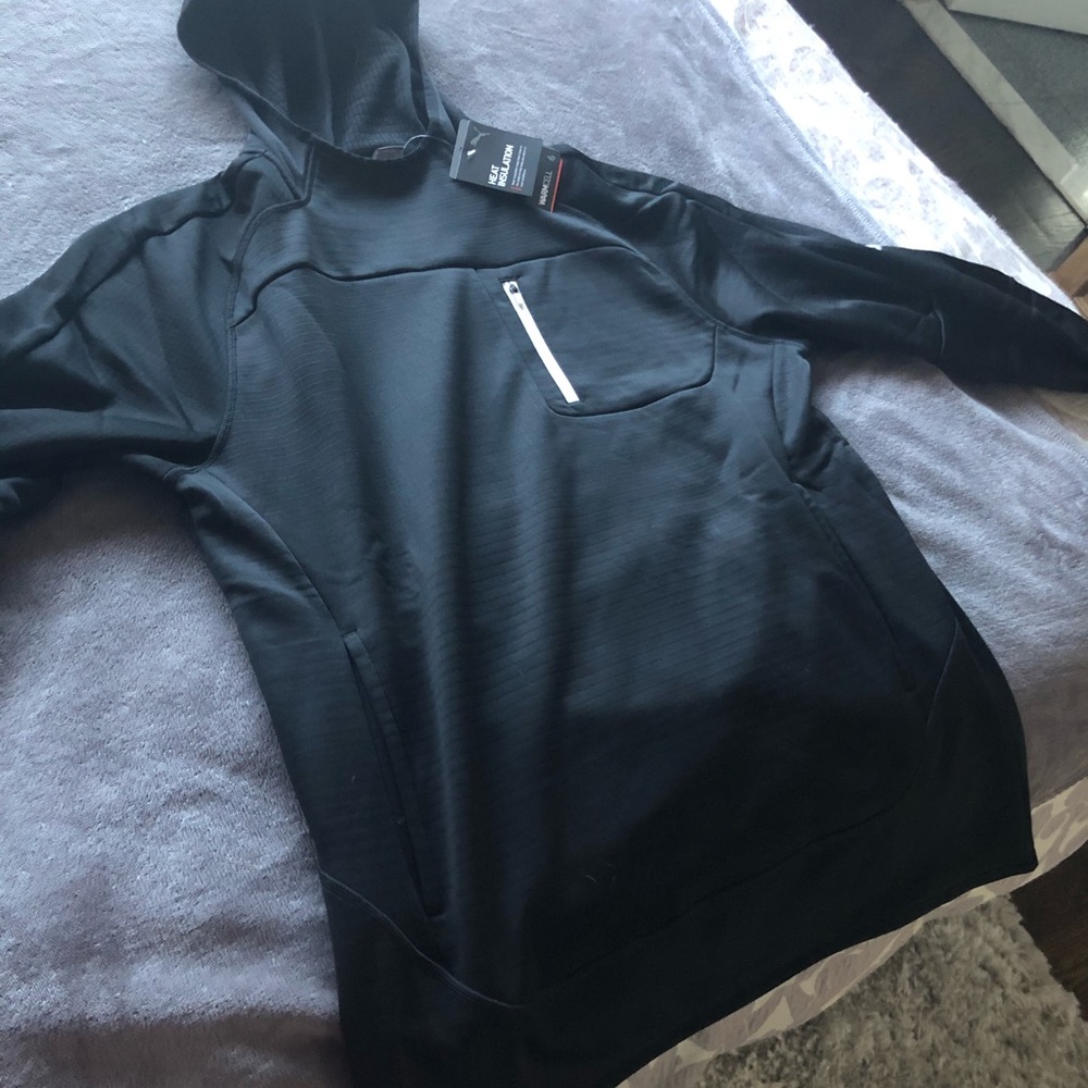 *Brand New* Men’s PUMA Evostripe Hoodie Large
